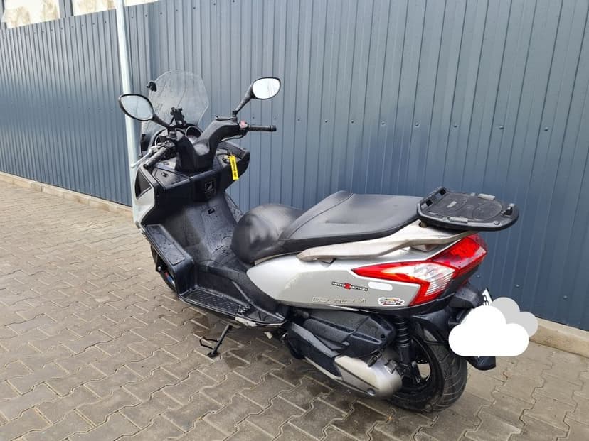 Vand Kymco downtown