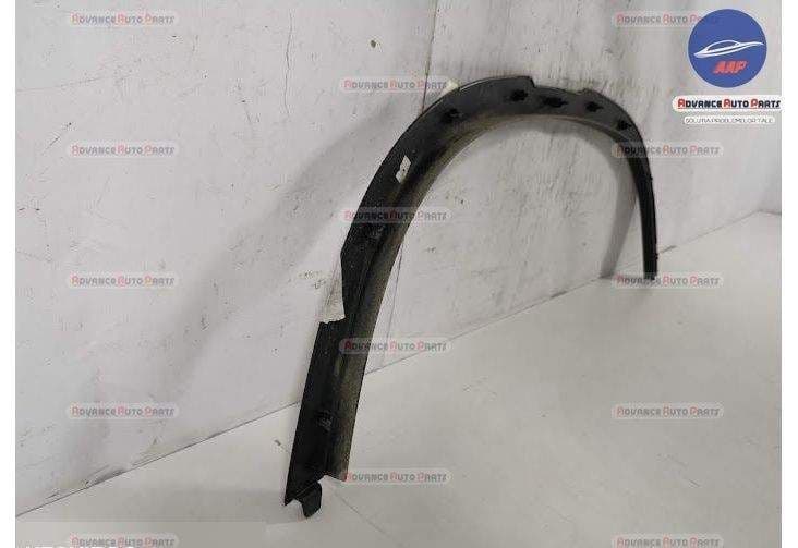 Bandou Overfender Stanga Fata original Land Rover Defender 2 2019 2020