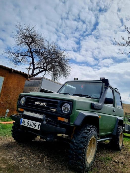 Vand /schimb Daihatsu Rocky 2.8td,impecabil,4x4 off road 170cp,turbo