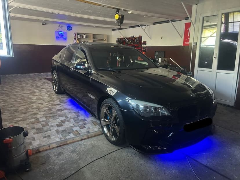 Oferta Bmw f01 740xd schimb cu atv peste 400cm sau Teren de orice fel