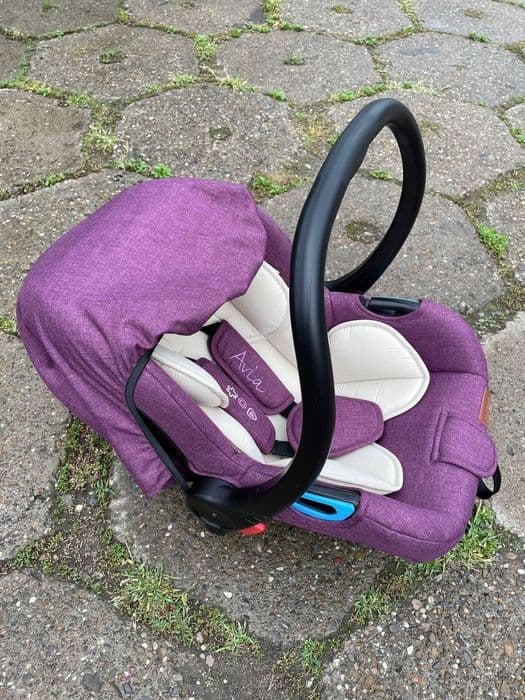 Carucior Chipolino AVIA 3 in 1 bine intretinut!