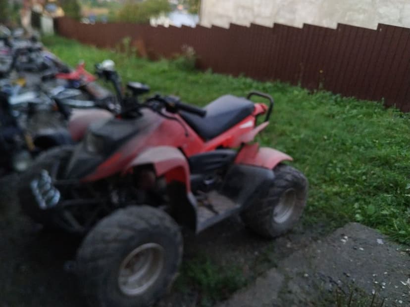 Vând ATV 100cc 2t