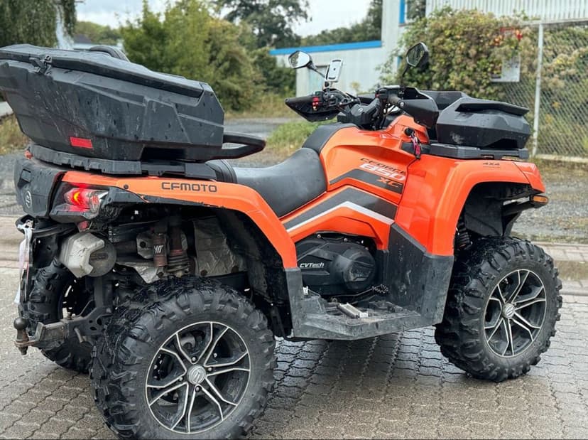 De vânzare ATV CF MOTO CFORCE 850 XC!