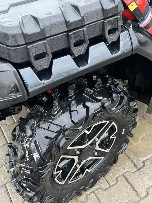 Vand Atv Polaris sportsman 1000 cc 92cp 2017 Este impecabil cu fiscal!