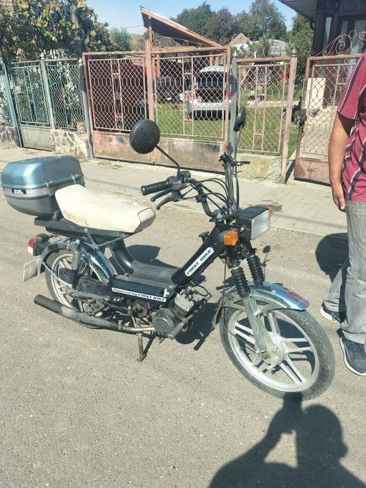 De vânzare betoniera moped stâlpi de gard