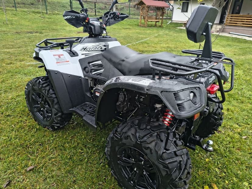 Vând ATV Linhai 570cc 4x4. 710 km