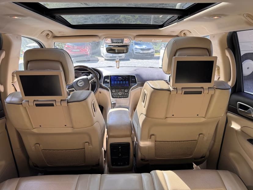 De vanzare Jeep Grand Cherokee Overland 2018