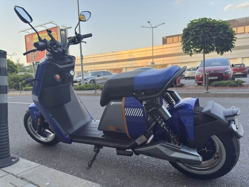 Scuter electric Smarda 701 PRO cu si fara permis 3000W / 70km/h