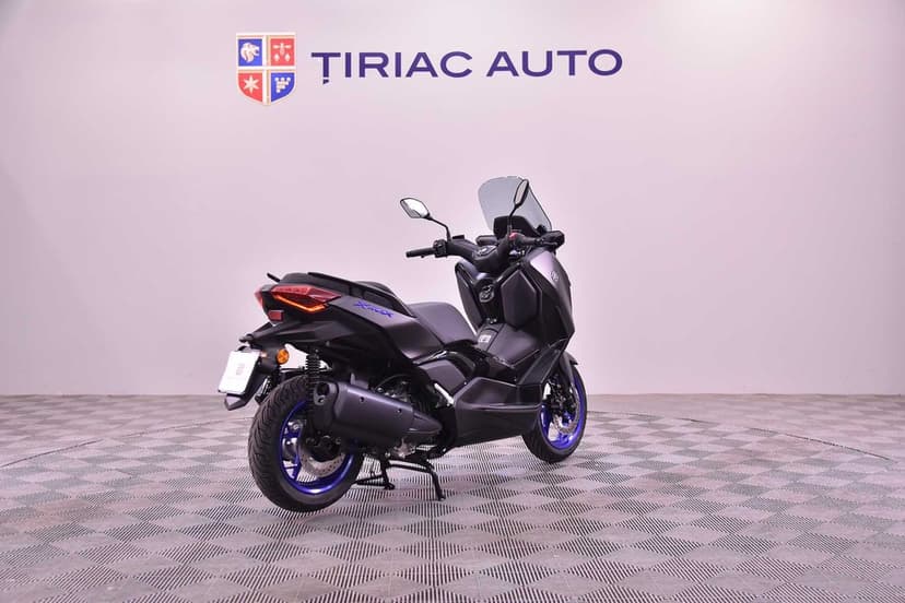 Yamaha XMAX 300, 125cc