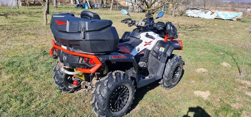 ATV Can-Am Outlander XMR