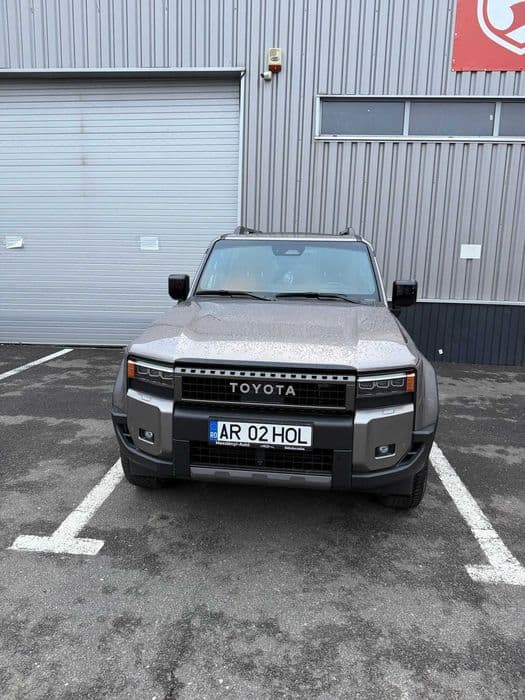 Vand Toyota LandCruiser 2.8 diesel, 2024