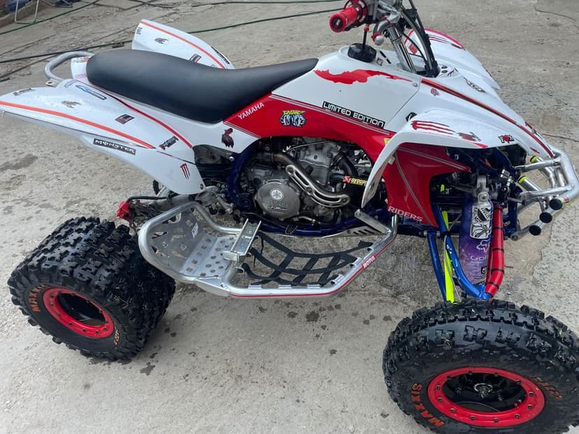 Vând yamaha yfz 450
