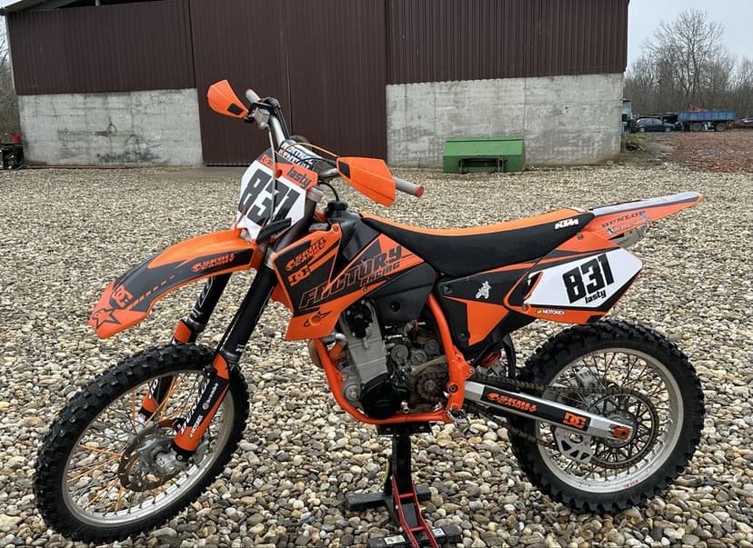 Vând ktm 525 sx stare impecabila