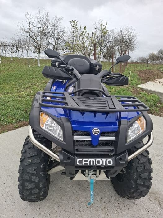 Cforce 800 EFI V-Twin