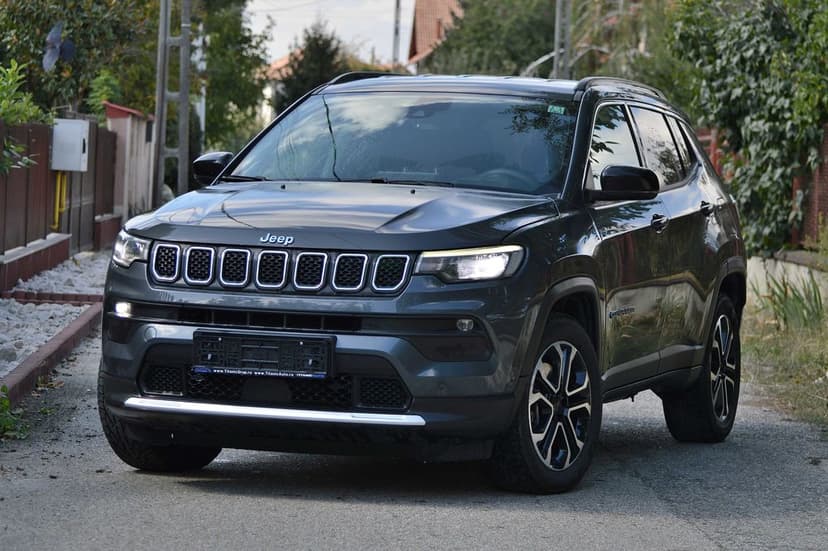 JEEP Compass 4XE Hibrid Plug-In 240cp motor 1.3 + Electric 55km