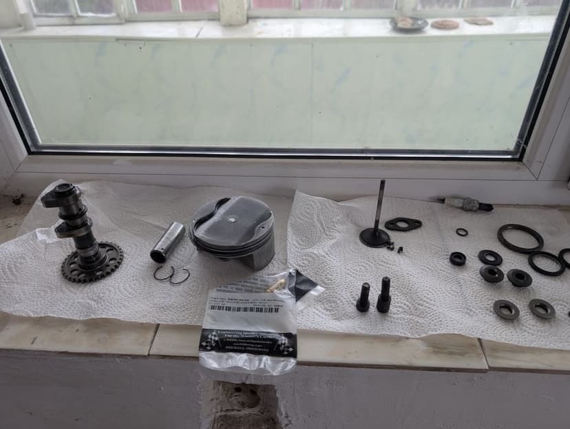 Chiulasa Suzuki drz/ Ltz 400 și alte piese