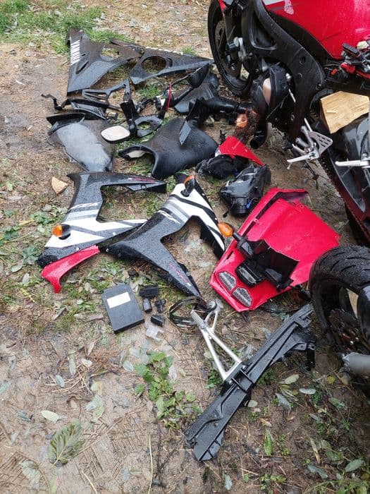 Vand Piese Yamaha YZF R6    2003