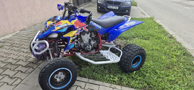 Vând Yamaha YFZ 450