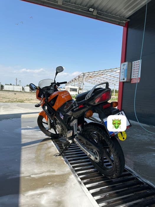 Vand sau Schimb cu cross Honda Cbr 125