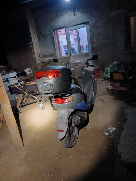 Scuter Peugeot în stare foarte bună