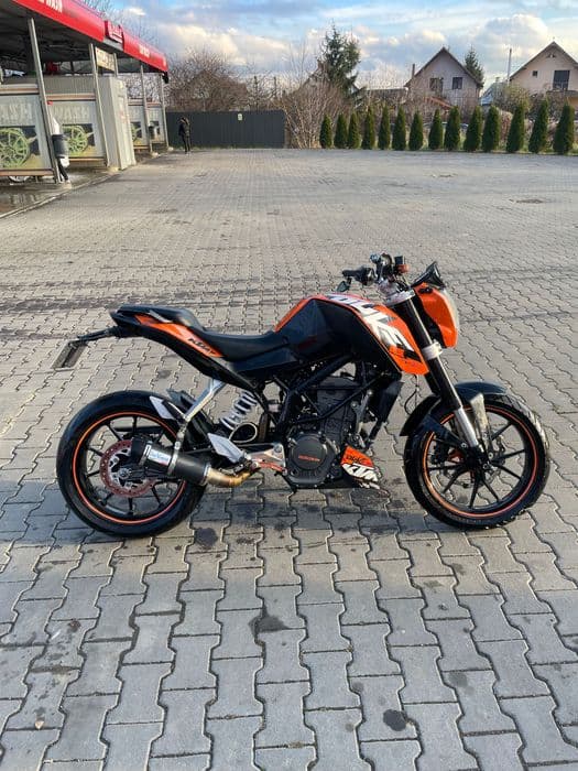 Ktm duke 125 2011