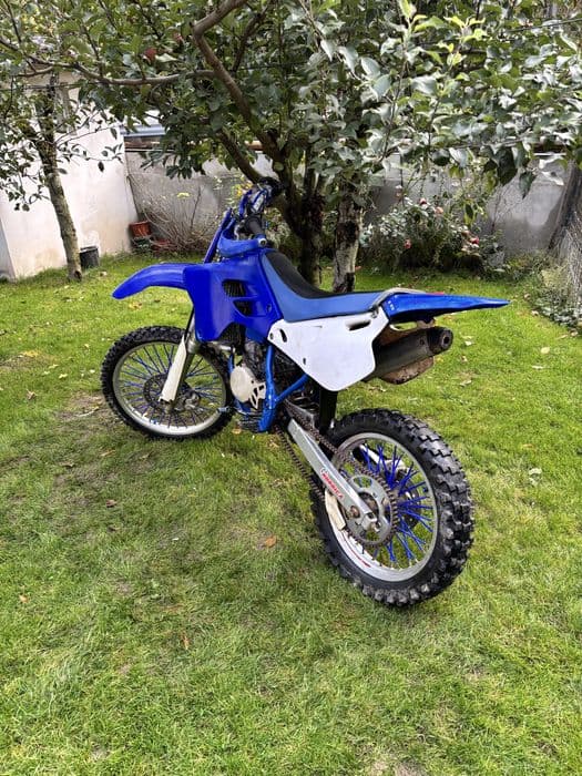 Cross Yamaha yz85