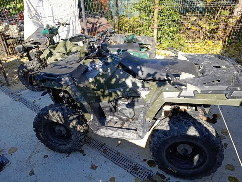 Dezmembrez polaris sportsman 570