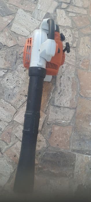 Suflanta stihl bg 86 foarte puternica