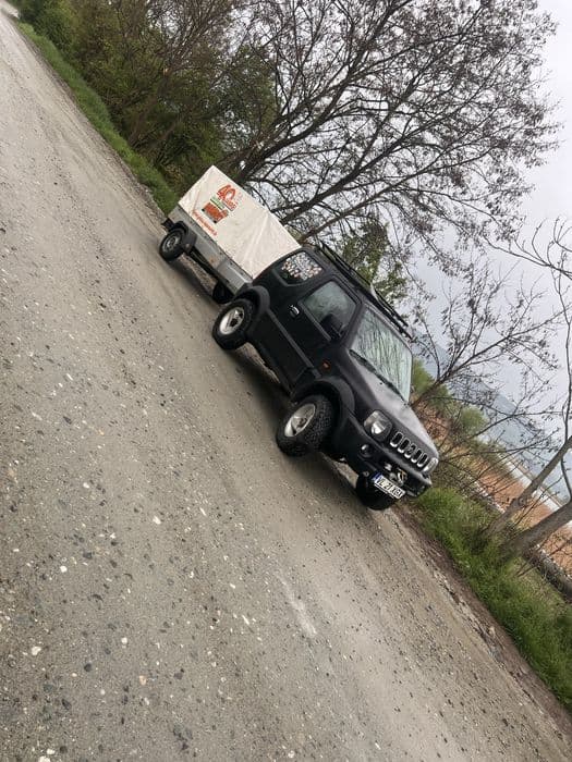 Vand sau schimb “SUZUKI JIMNY “