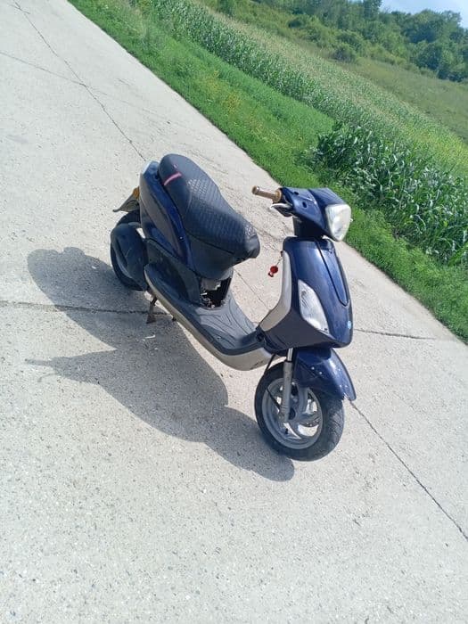Scuter piaggio fly 125 4t