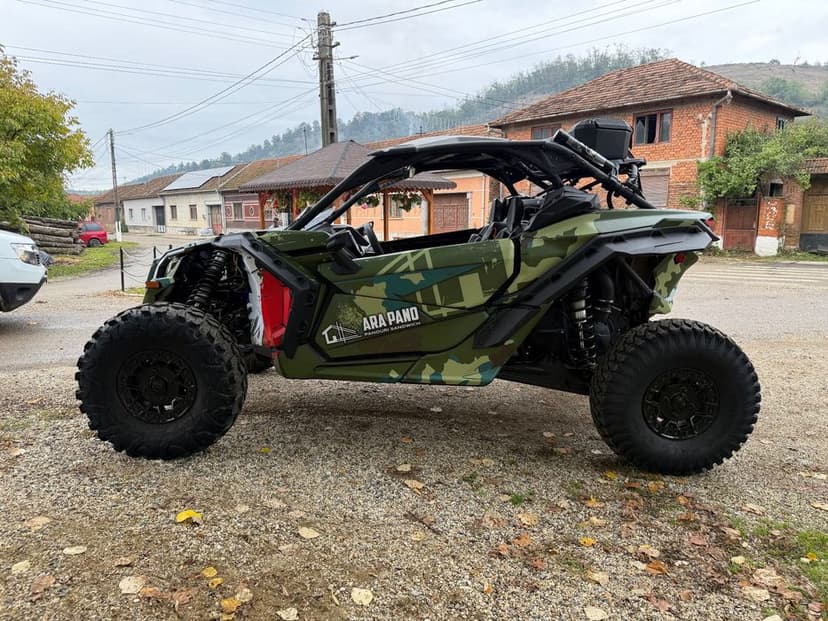 BRP Can Am Maverick X3 XRS 2023 2000 KM IMPECABIL