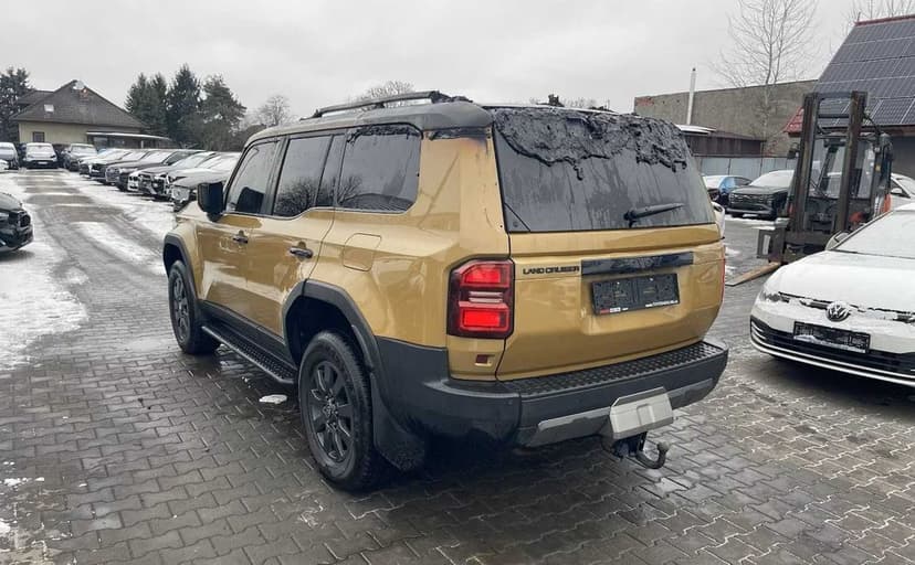 dezmembrez  Toyota Land Cruiser 250  2.8 D-4D 4WD Executive Autom