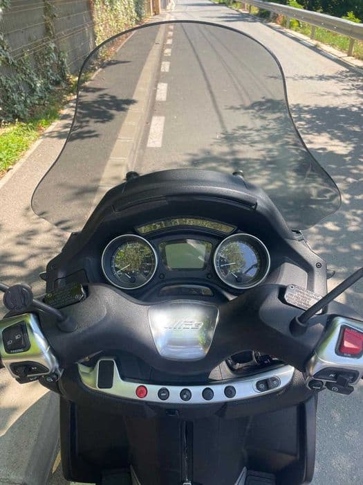 Piaggio Mp3 400 / 2021 / ABS/ASR    3600 euro + TVA Deductibil