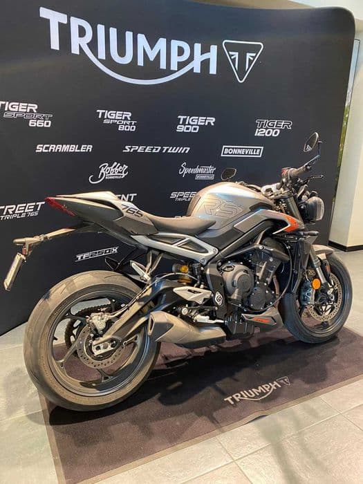 Motocicleta Triumph Street Triple 765 RS Second 2025 | Rate | Leasing