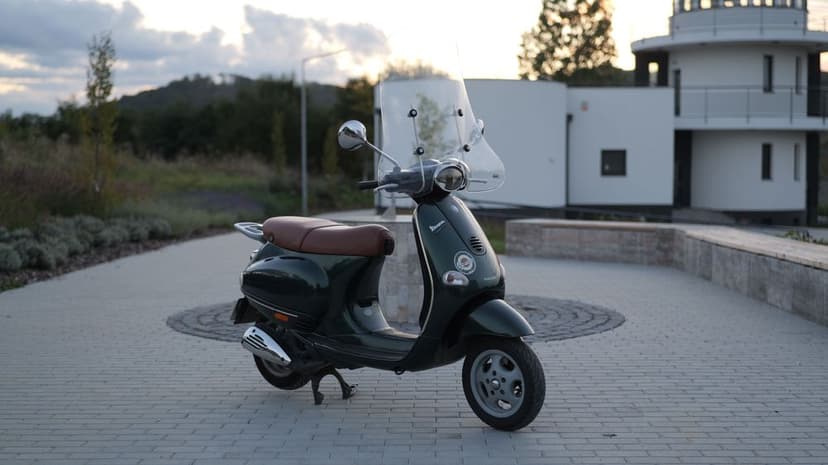 Piaggio Vespa ET 4 150 cm3