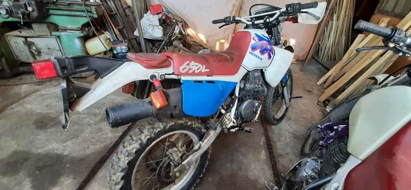 Vând Honda xr 650