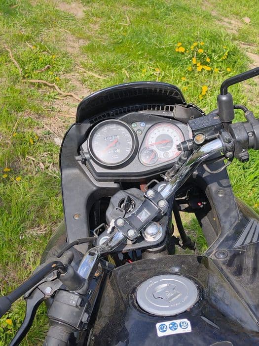 Honda 125cm schimb cu auto animale, atv