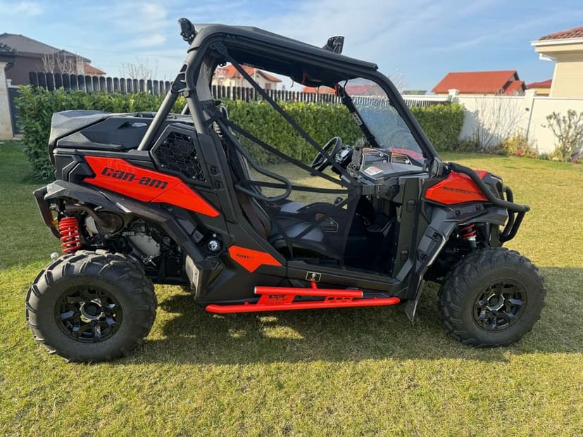Buggy Can-Am Mavrik Trail 800