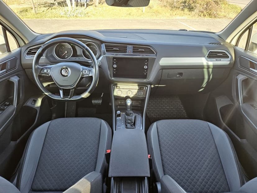 Volkswagen Tiguan Primul proprietar

17 000 €