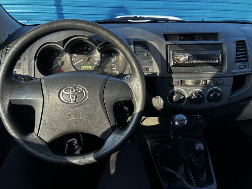Toyota Hilux facelift 2013 4x4