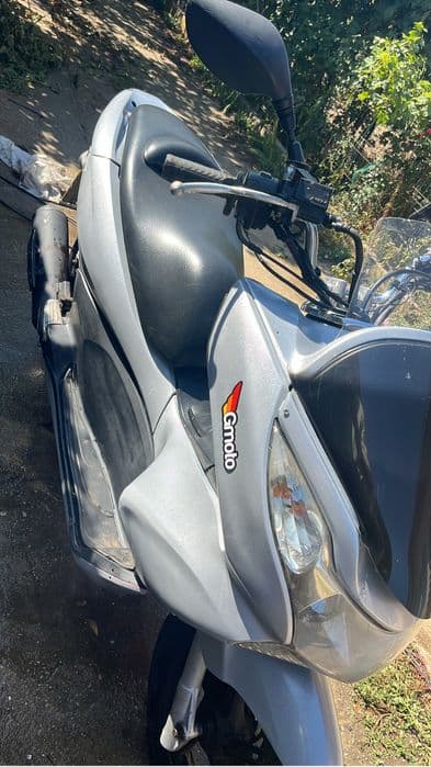 Honda pcx 124cc, an 2103