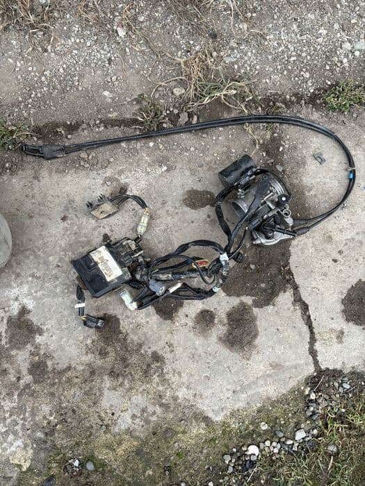 Dezmembrez motor de husqvarna fc250 2014!!