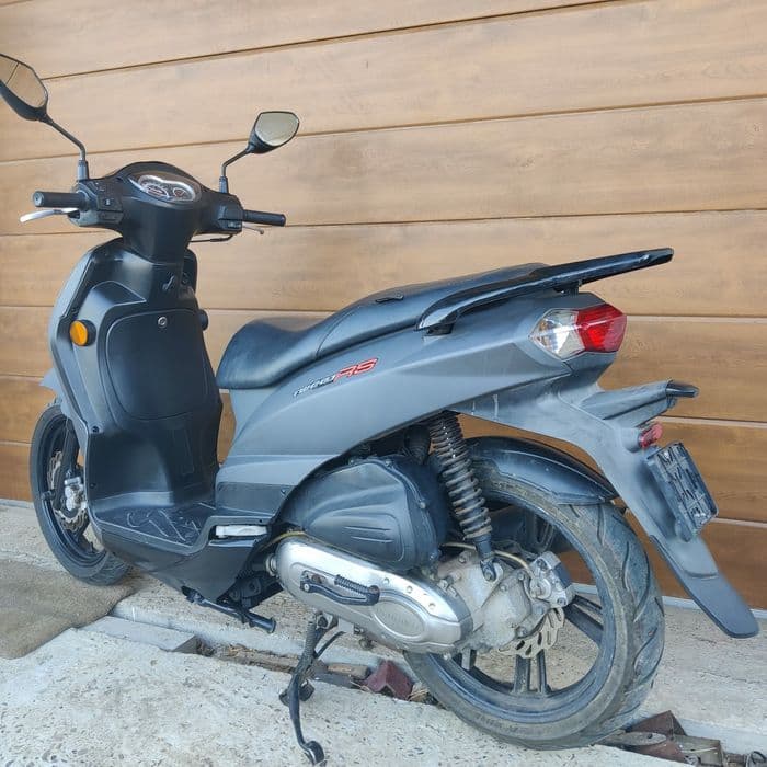 Scuter Peugeot Tweet RS 50 4T