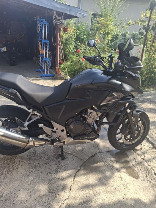 Vând Honda  cb 500x