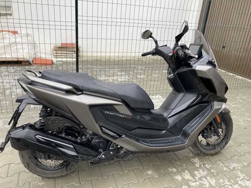 Vand scuter Kymco Downtown 350 GT