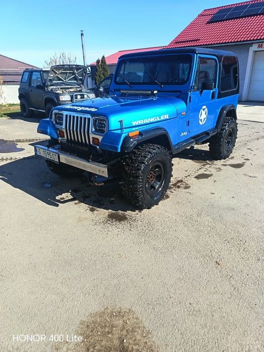 Jeep Wrangler 2.5 benzina