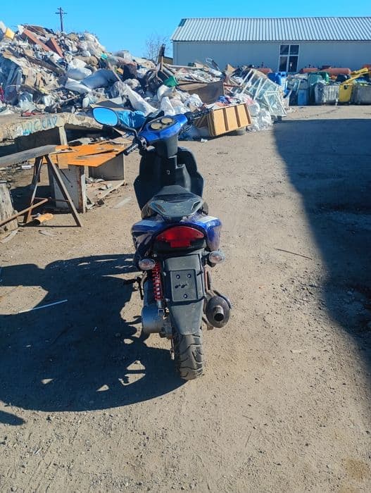 Vând scuter 50cc in stare foarte buna