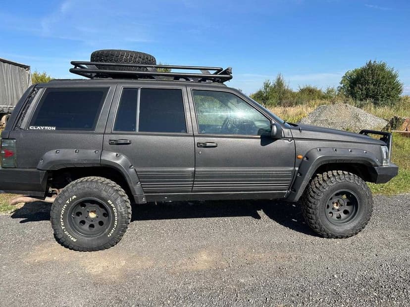 JEEP GRAND CHEROKEE V8 - offroad accept unele schimburi