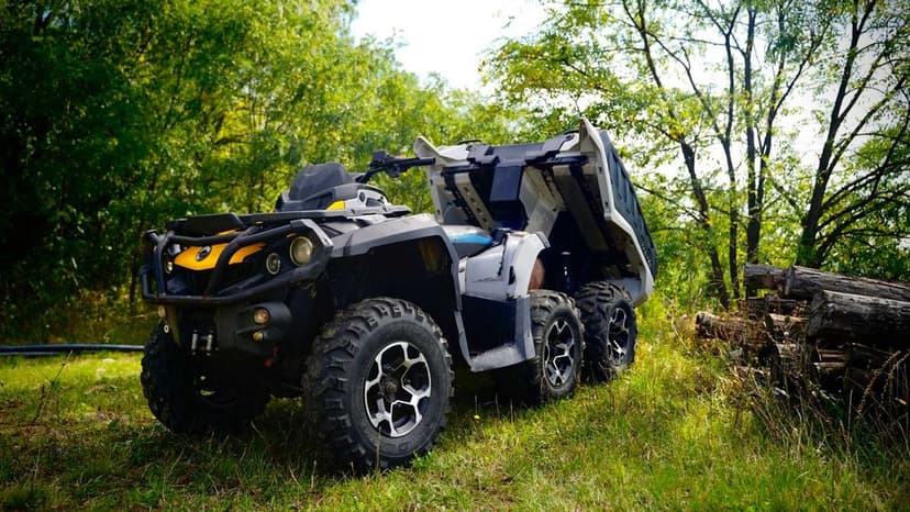 Atv Can Am 6x6 cu bena