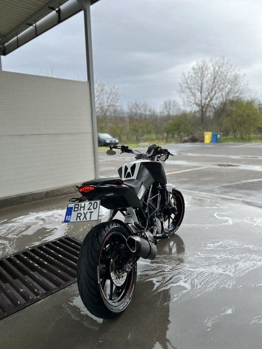 Vand Ktm Duke 125cc